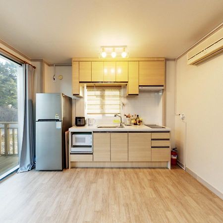 Tobang Red Clay Pension Pohang Exterior photo